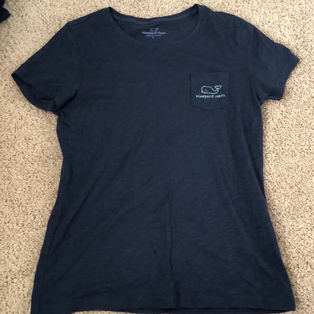 Vineyard vines T-shirt